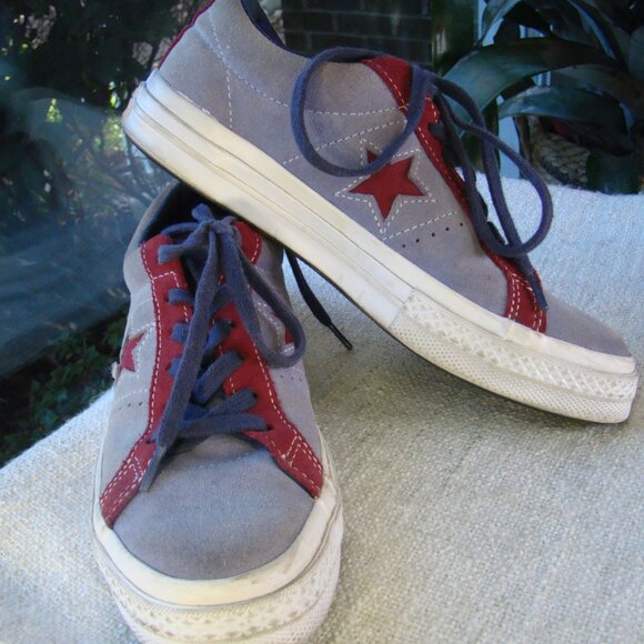 Converse One Star 'Deep Periwinkle Rhododenron' low top suede, 7.5 (W) 5.5 (M) - Picture 2 of 7
